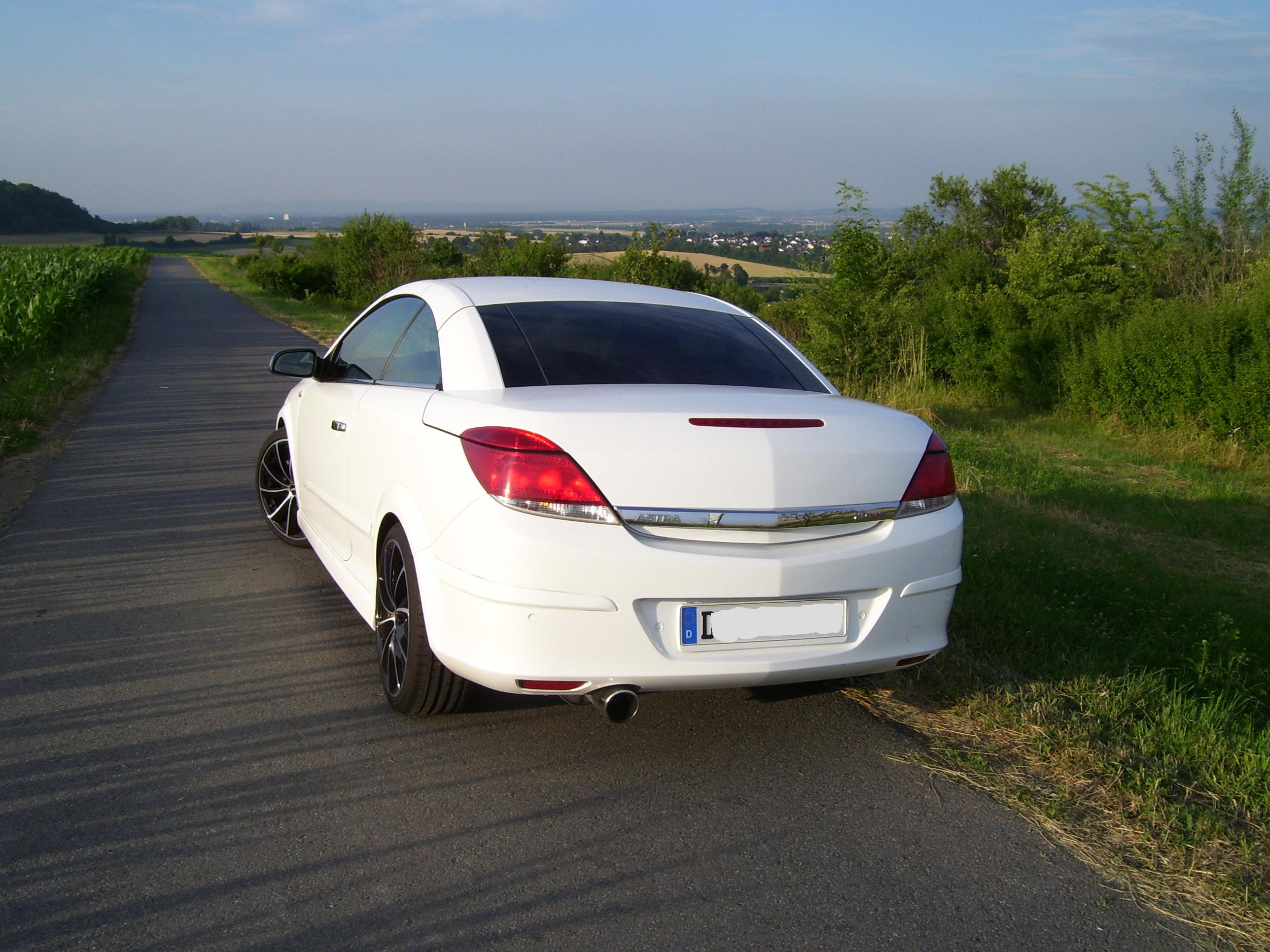 Mein Astra Twin Top - Um zu zeigen, wie eine Komplettfolierung aussieht